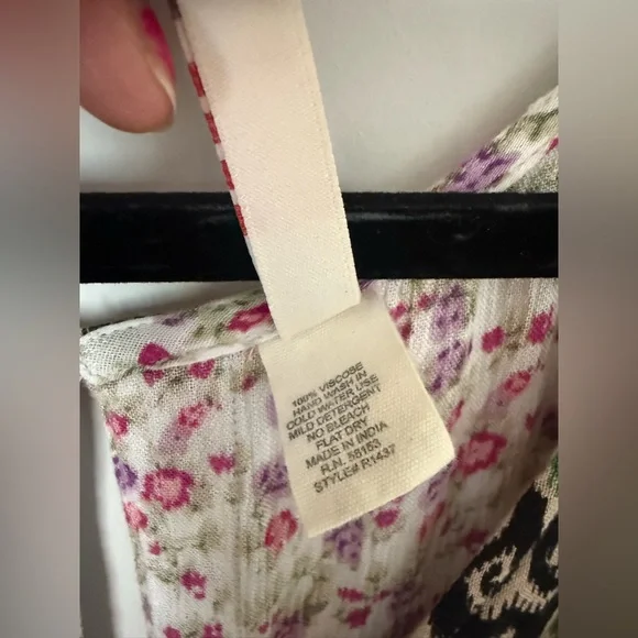 Anthropologie RAGA Ditsy Floral Lightweight Boho Romper Jumpsuit with Tie - Picture 13 of 17